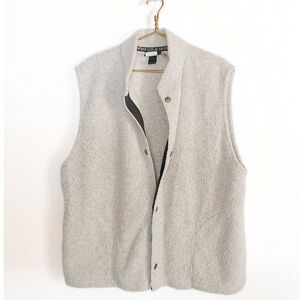 OUTBACK Company Sherpa Neutral Oatmeal vest Womens size XL